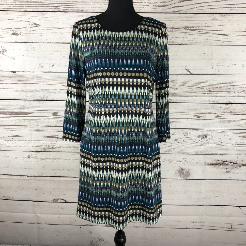 V-Back 3/4 Sleeve Dress